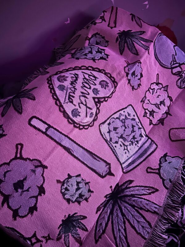 大麻生活主題地毯 Plant Power Cozy Blanket：圖片 6