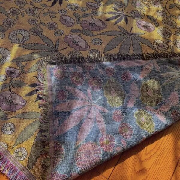 大麻花園地毯 Botanical Chill Blanket：圖片 2
